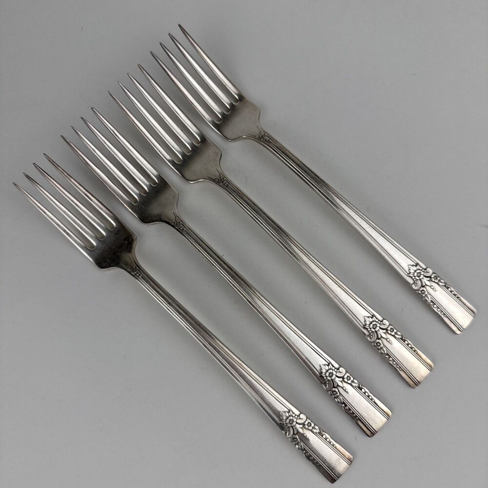 Lot of 4 Wm A Rogers Oneida Ltd ARTISTIC Silverplate Grille Forks 7 1/2"